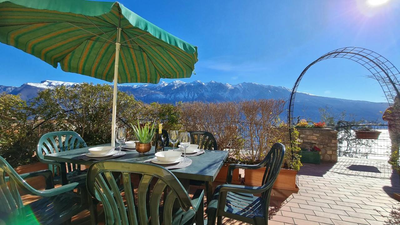 Casa Elka Residence Lake View And Pool By Garda Domus Mea Pieve  Zewnętrze zdjęcie