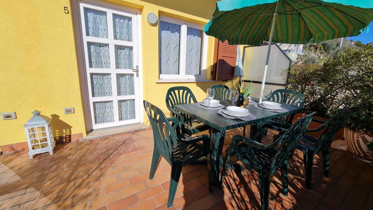 Casa Elka Residence Lake View And Pool By Garda Domus Mea Pieve  Zewnętrze zdjęcie