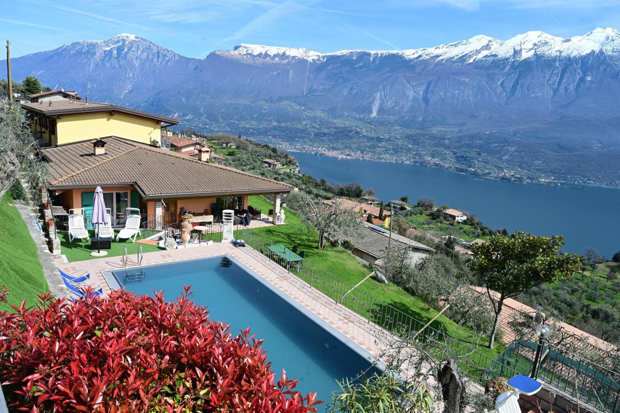 Casa Elka Residence Lake View And Pool By Garda Domus Mea Pieve  Zewnętrze zdjęcie