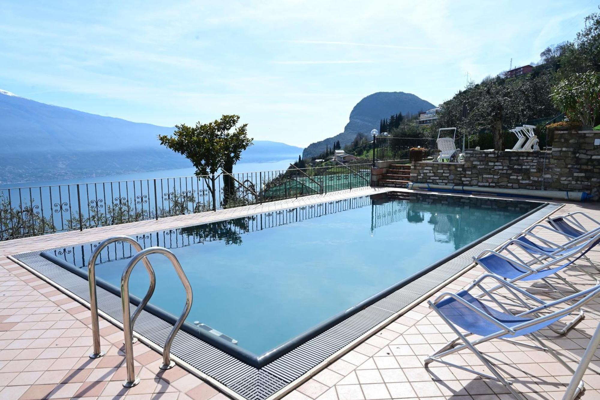 Casa Elka Residence Lake View And Pool By Garda Domus Mea Pieve  Zewnętrze zdjęcie